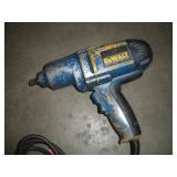 DEWALT 1/2 IN DRIVE IMPACT GUN