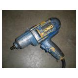 DEWALT 1/2 IN DRIVE IMPACT GUN