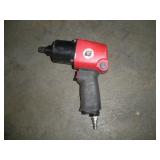 UNIVERSAL TOOL 1/2 IN DRIVE PNEUMATIC IMPACT GUN
