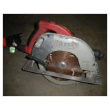 MILWAUKEE 7 1/4 IN CIRCULAR SAW