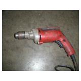 MILWAUKEE 1/2 IN DRILL