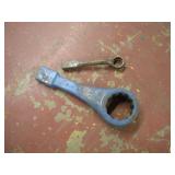 (2) HAMMER WRENCHES 1 1/2 & 3 1/2 IN