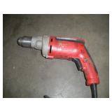 MILWAUKEE 1/2 IN DRILL