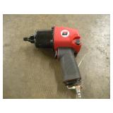 UNIVERSAL TOOL 1/2 IN PNEUMATIC IMPACT GUN