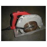 MILWAUKEE 7 1/4 IN CIRCULAR SAW