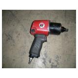 UNIVERSAL TOOL 1/2 IN DRIVE PNEUMATIC IMPACT GUN