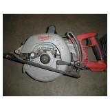 MILWAUKEE 7 1/4 IN WORM DRIVE CIRCULAR SAW