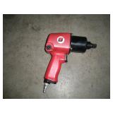 UNIVERSAL TOOL 1/2 IN DRIVE PNEUMATIC IMPACT GUN