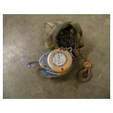 INGERSOLL RAND 1 1/2 TON CHIAN HOIST