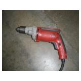 MILWAUKEE 1/2 IN DRILL