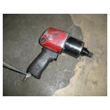 UNIVERSAL TOOL 1/2 IN DRIVE PNEUMATIC IMPACT GUN