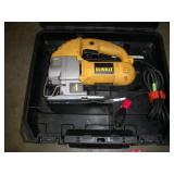 DEWALT SCROLL SAW W/ KEYLESS CHUCK