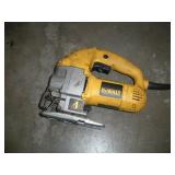 DEWALT SCROLL SAW W/ KEYLESS CHUCK
