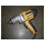 DEWALT 1/2 IN DRIVE IMPACT GUN