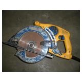 DEWALT 7 1/4 IN WORM DRIVE CIRCULAR SAW