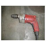 MILWAUKEE 1/2 IN DRILL