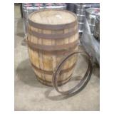 55 GALLON WOODEN BARREL 36 INCH TALL LOOSE RINGS