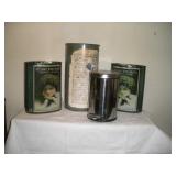 4 Waste Receptacles 4 Waste Receptacles