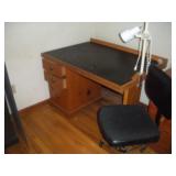 Wood Desk 46x32x29 Inches Wood Desk 46x32x29 Inches