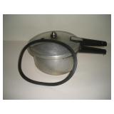 Pressure Cooker  9 Inches