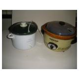 2 Rival Crock Pots 2 Rival Crock Pots