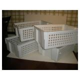 4 Plastic Containers 14x20x7 Inches 4 Plastic Containers 14x20x7 Inches