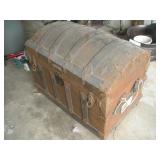 Dome top Steamer Trunk Dome top Steamer Trunk