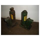 (2) 1 1/2 Ton Cylinder Jacks (2) 1 1/2 Ton Cylinder Jacks