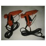 2 Hot Glue Guns