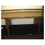 Table 72 x 33 x 30 inch