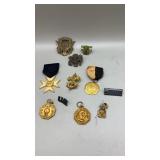 Assortment of pint. Scouts , and H0325 Original