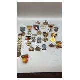 Large lot of assorted vintage Rifle association