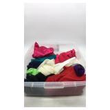 LOT - Scarves of various colors.