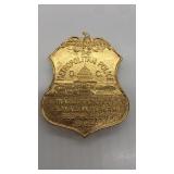 Metropolitan Police badge.*** FOR COLLECTIBLE