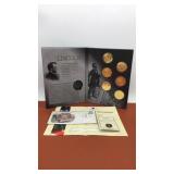 Abraham Lincoln commemorative coin set, lapel pin