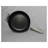 Large Cuisinart  Fry pan. 12" Diameter.