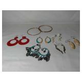 Fashioned Jewelry. 6 Pair Assorted earrings. 2