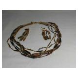 Fashioned Jewelry. Necklace with matching