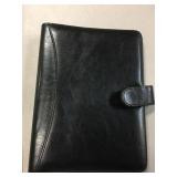 Lot of 20 faux leather 7 ring binders
