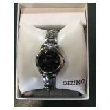 Seiko ladies SUT249 bracelet watch