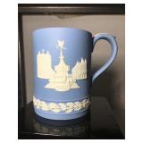 Wedgwood Blue and white 1971 Piccadilly Circus