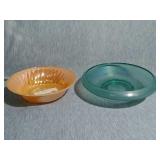 Lot of 2 vintage bowls