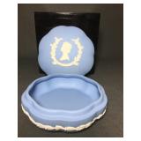 Wedgwood Blue jasper wear Queen Elizabeth II Box