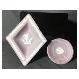Pair of Wedgwood lavender dishes
