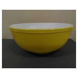Large Yellow Pyrex bowl