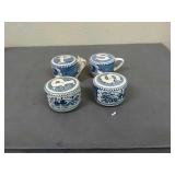 Lot of 4 Salt and pepper shakers