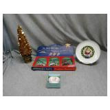 Lot of 4 Assorted Christmas Items