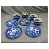 Lot of 8 Blue Willow China