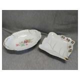 Lot of 2 serving