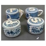 Lot of 4 Salt and pepper shakers